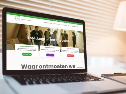 Impressie van homepage Loof Training & Advies op een scherm.